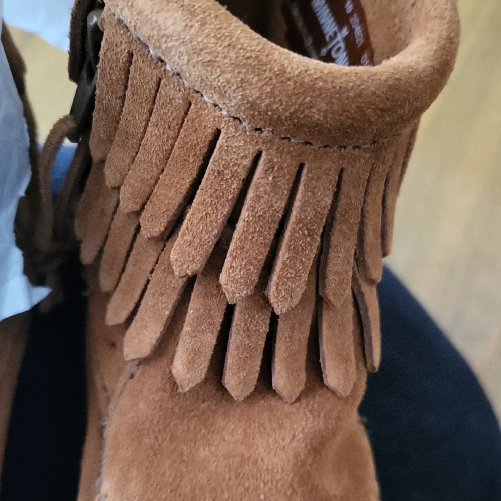 Minnetonka Tan Suede Moccasins